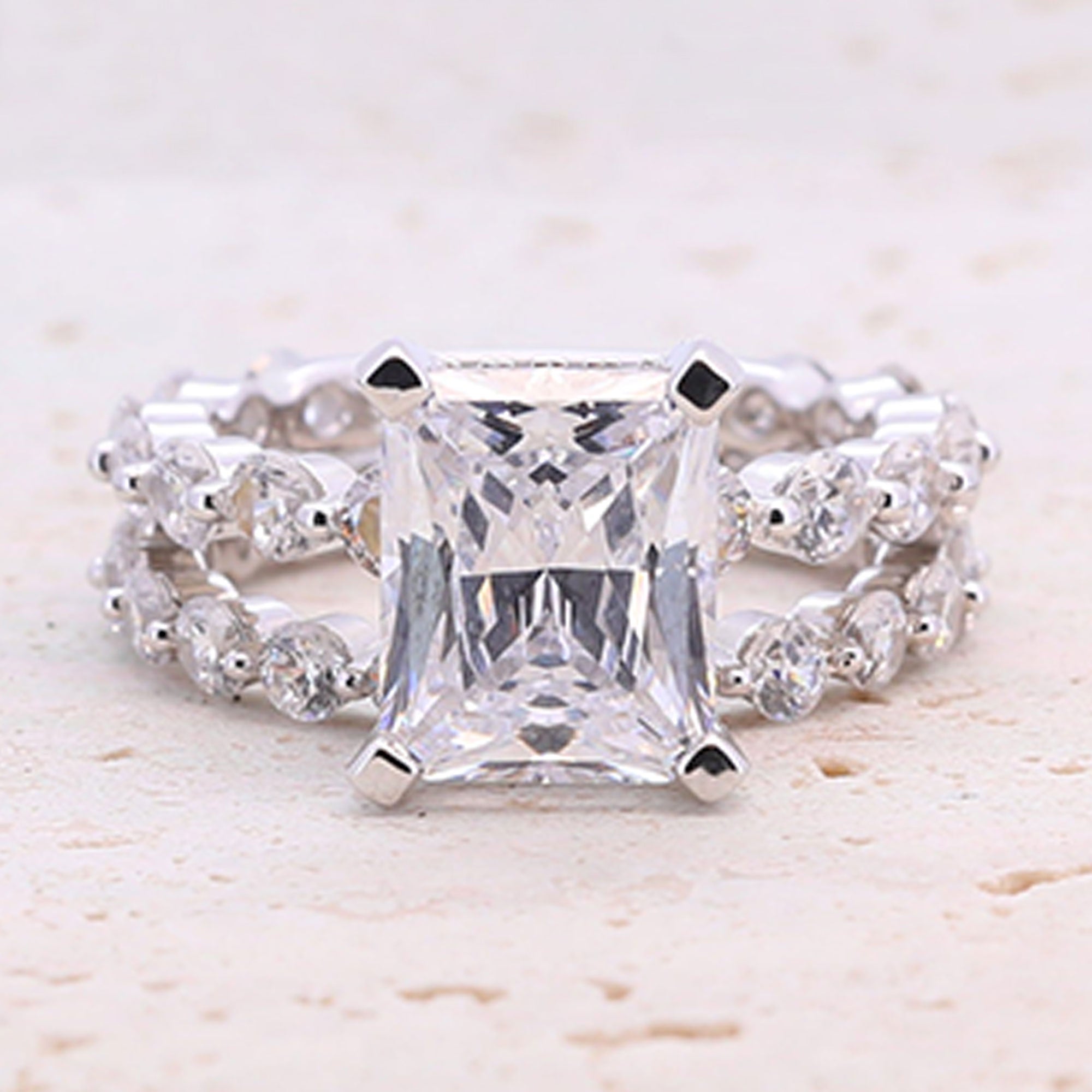 Classic 4.0ct Princess Cut Sterling Silver Engagement Ring Set shine of diamond