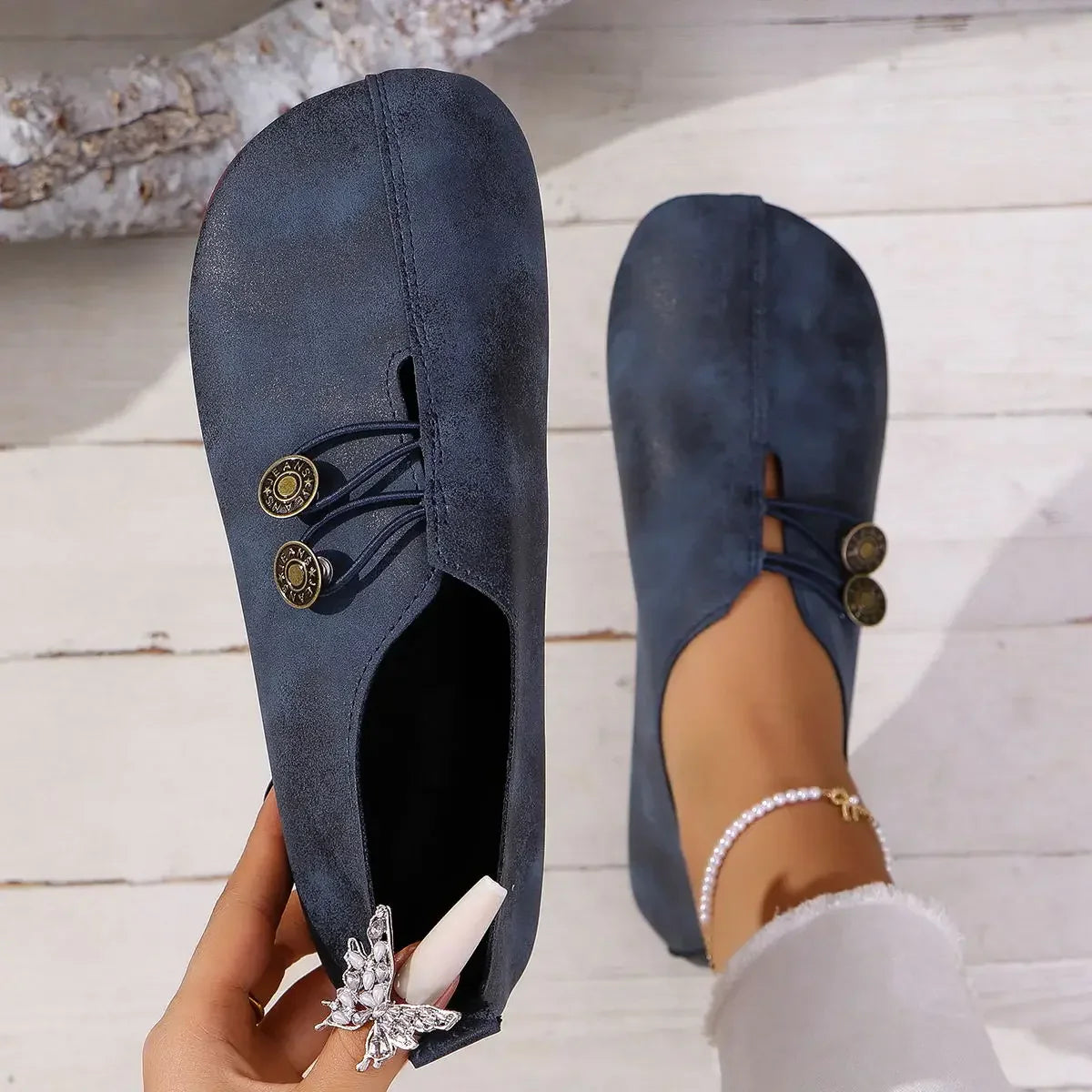 Classic Suede Slip-On - Loafers CASA LARO WOMEN