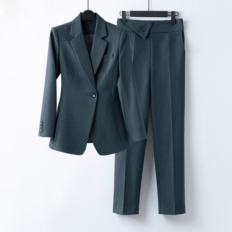 Sculpted Tailored Fit - Suit CASA LARO