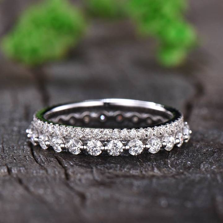 Exquisite Women's Wedding Band In Sterling Silver Shineofidamond