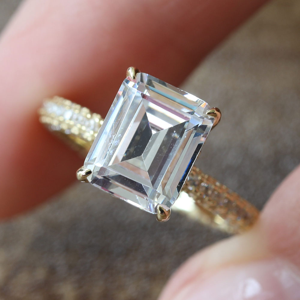 Emerald Cut Bridal Set Shine of Diamond
