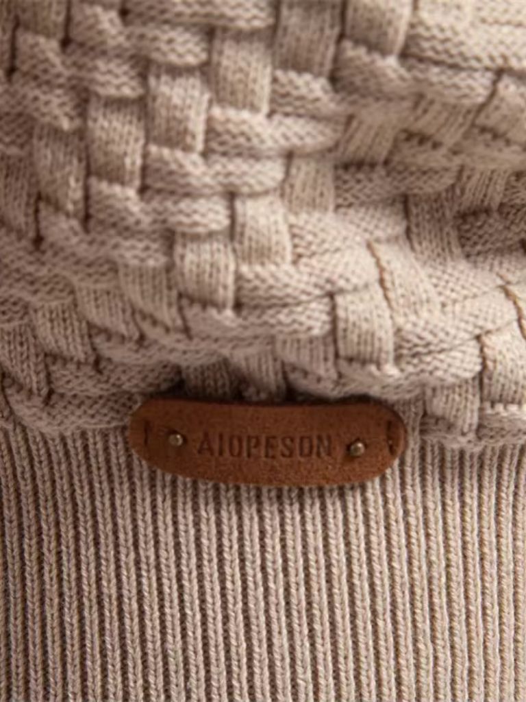 V Neck Knitwear Cardigan - Casa  Laro CASA LARO