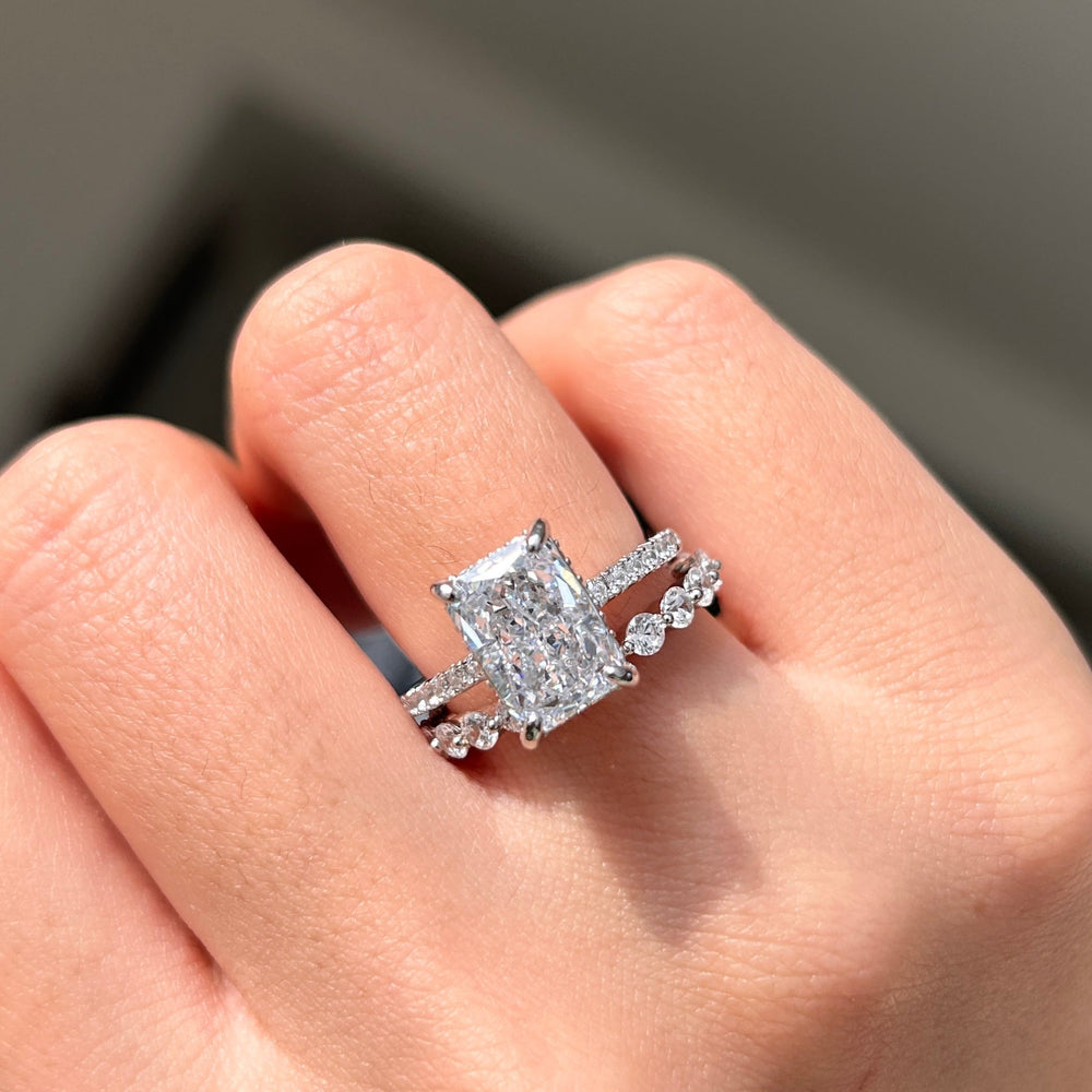 Stunning 2 Pcs Radiant Cut Sterling Silver Bridal Set shine of diamond