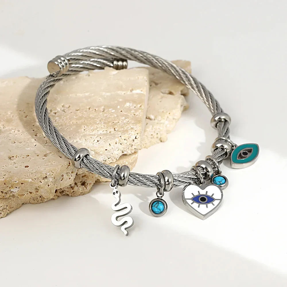 Aurelia Dainty Charm - Bracelet CASA LARO