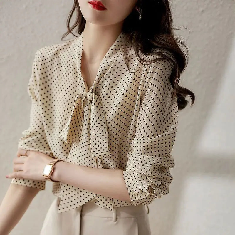 Bow Tie Neck - Blouse CASA LARO