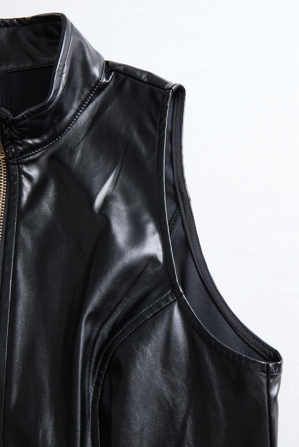 Edgy Black Zip-Front Faux Leather Bodycon - Mini Dress CASA LARO