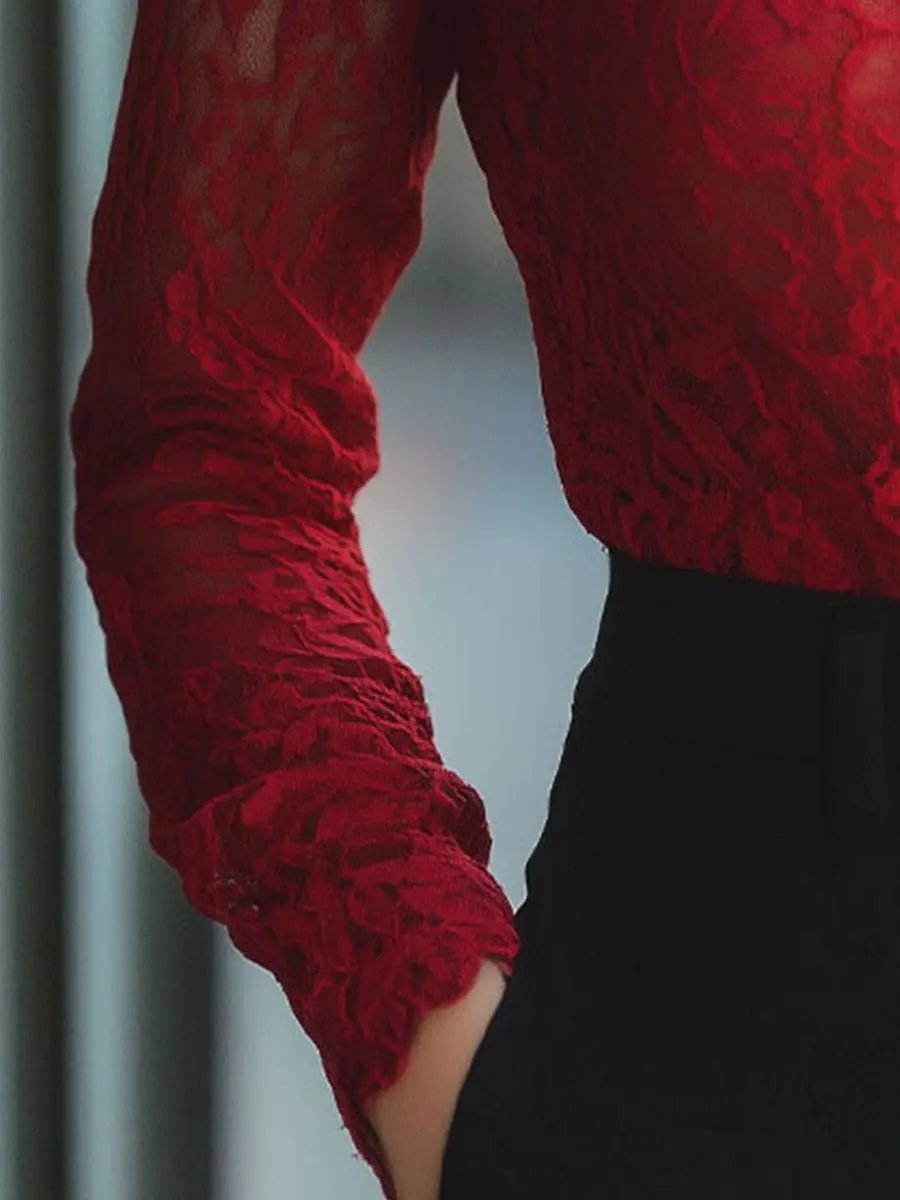 Elegant Floral Lace High-Neck - Blouse CASA LARO