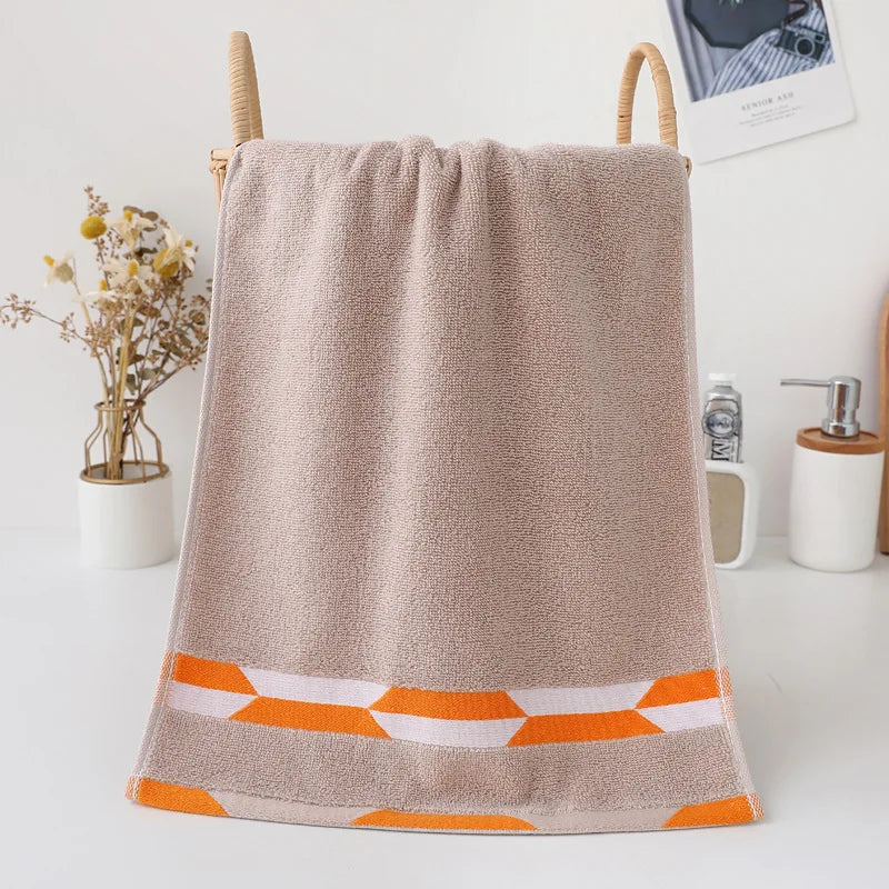 Geometric Cotton - Bath Towel CASA LARO