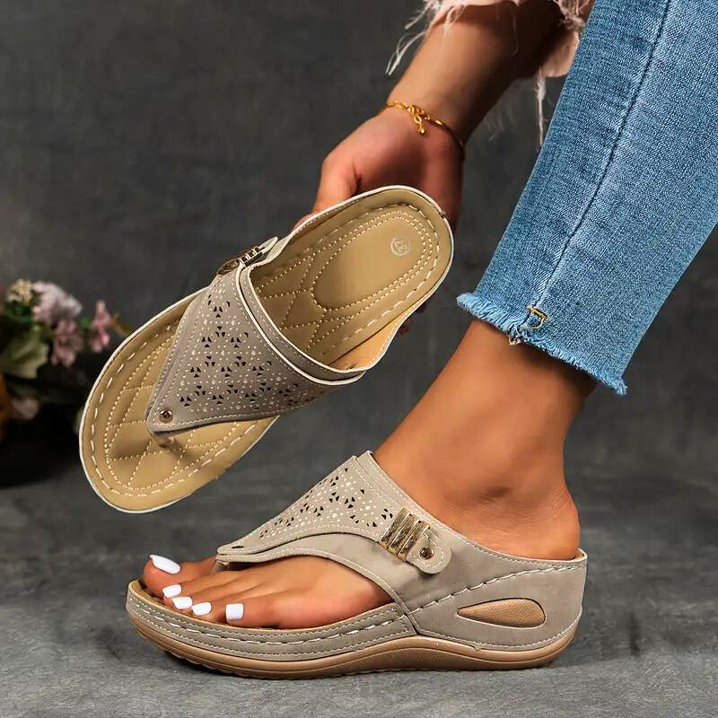 Iridescent Strappy - Sandals CASA LARO