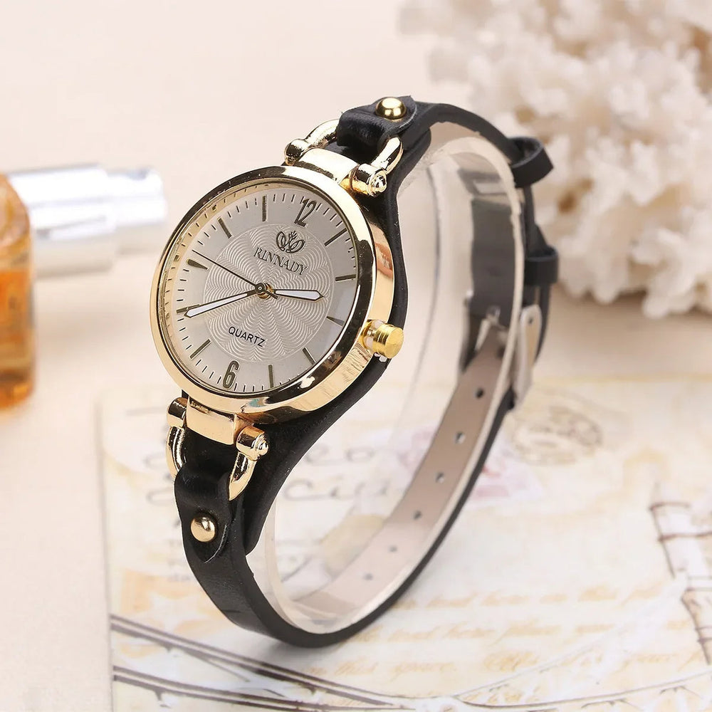 Minimalist Gold Mesh Bracelet - Watch CASA LARO