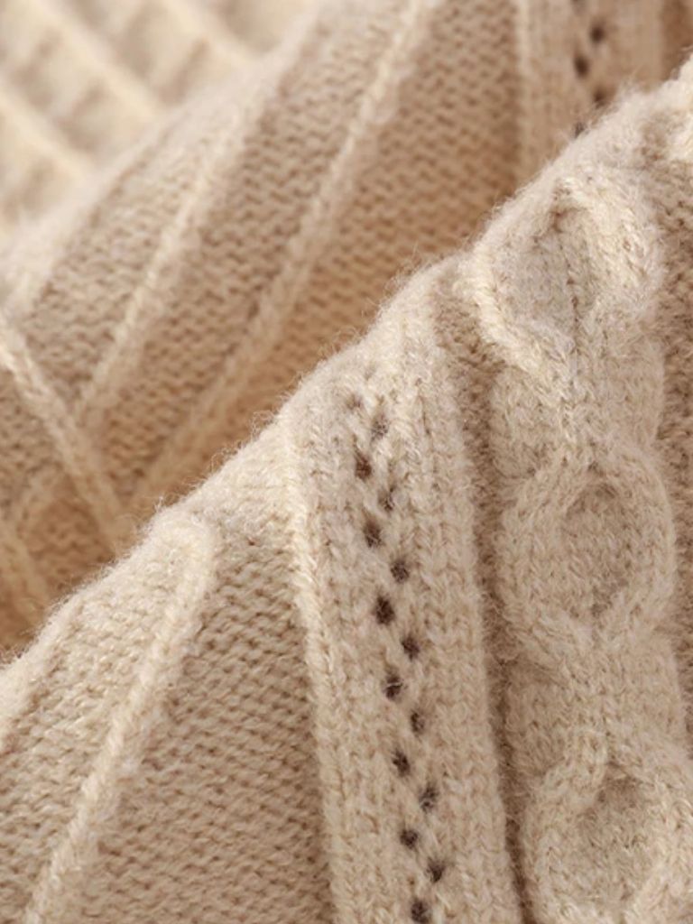 Minimalist Textured Sweater - Casa  Laro CASA LARO