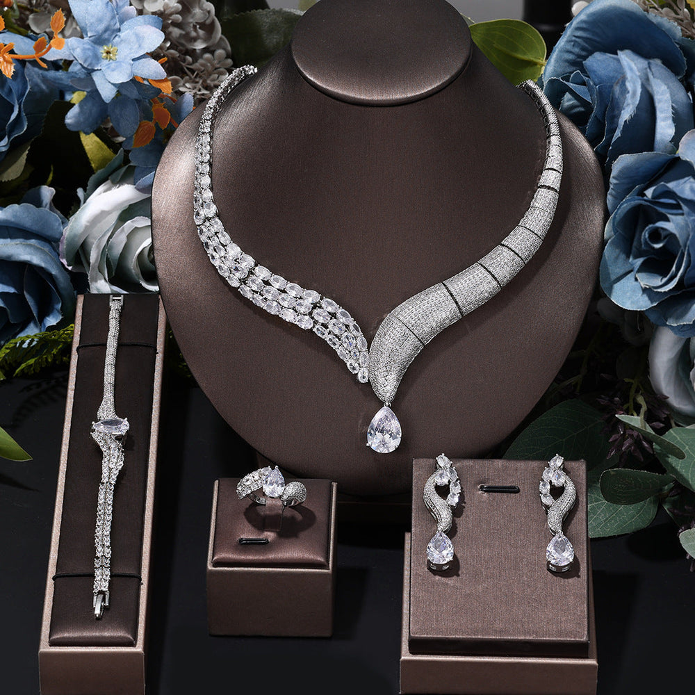 4 Pcs Jewelry Set Bridal Accessories Shine of Diamond