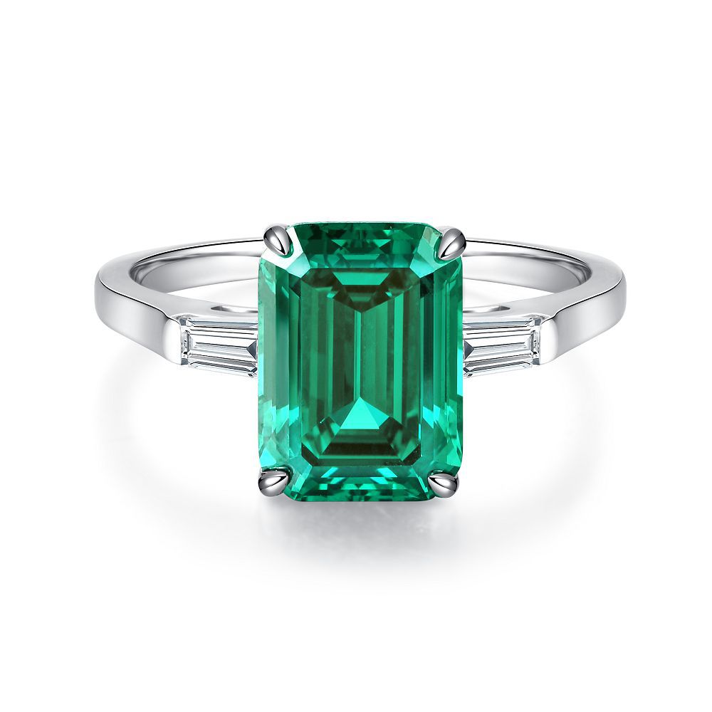 Green Collection Engagement Ring in Sterling Silver Shine of Diamond