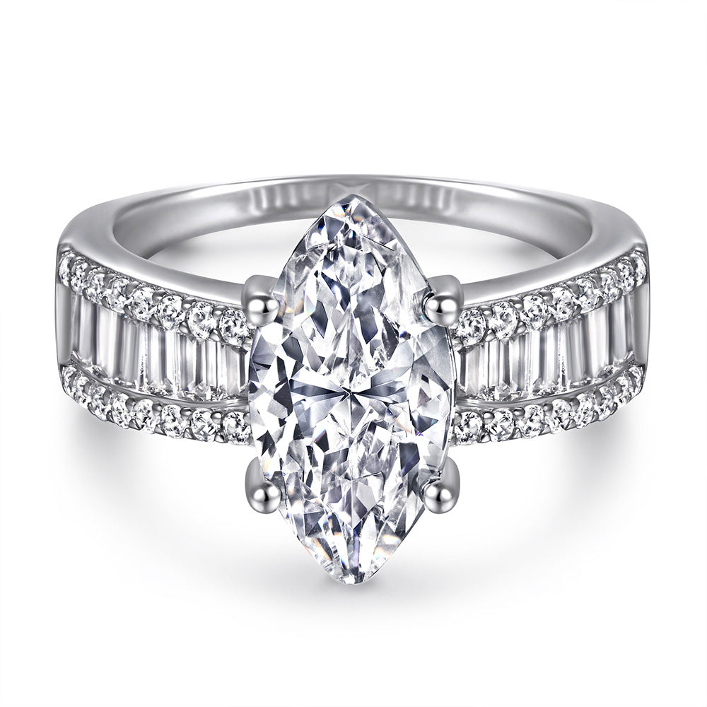 2pcs Marquise Cut Engagement Ring Set With Curved Band Shine of Diamond