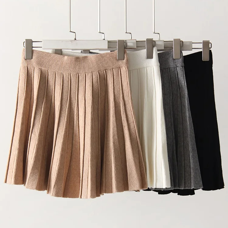 Pleated - Skirt CASA LARO
