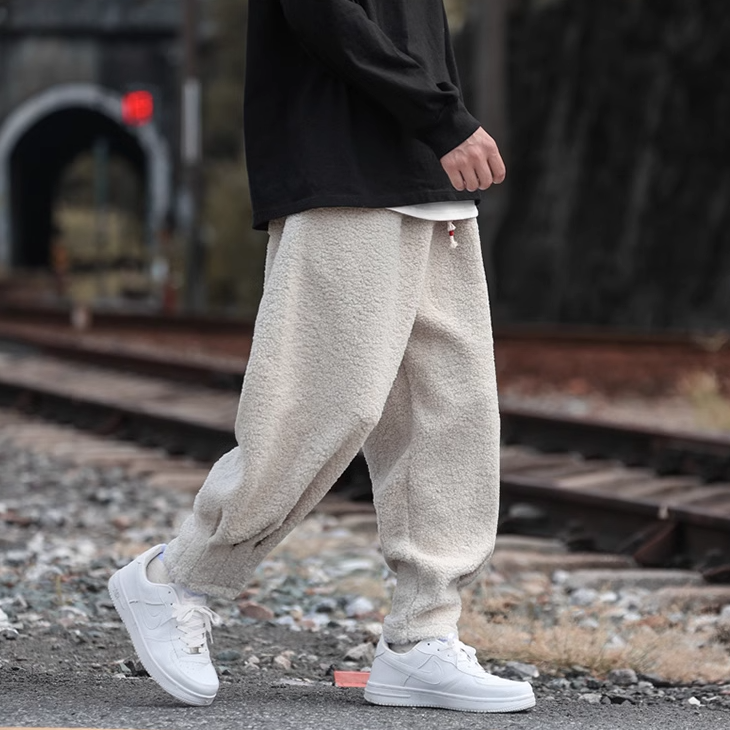 Relaxed Tapered Drawstring Waist - Joggers CASA LARO MEN