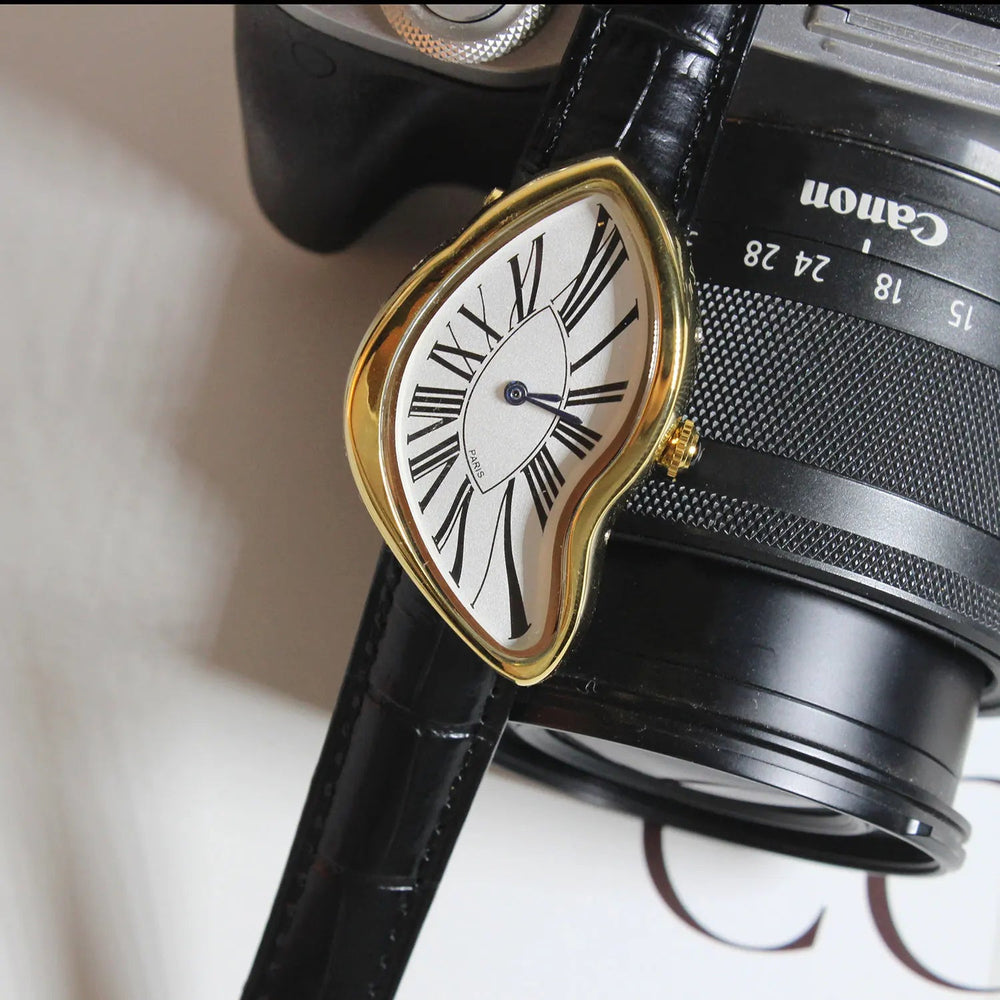 Sleek Minimalist - Watch CASA LARO