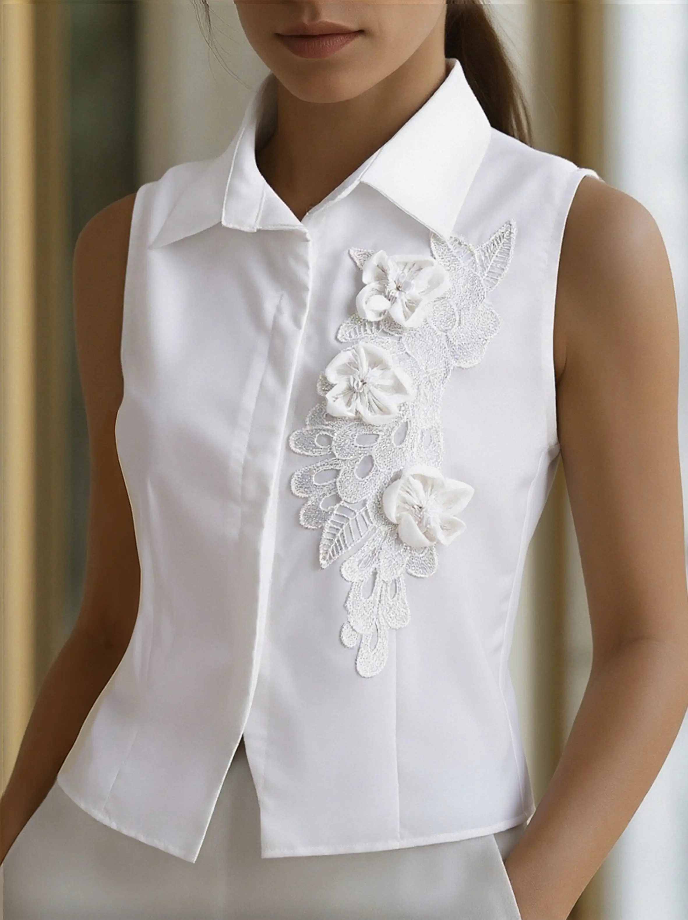 Sleeveless 3D Floral Appliqué Summer Top - T-Shirt CASA LARO