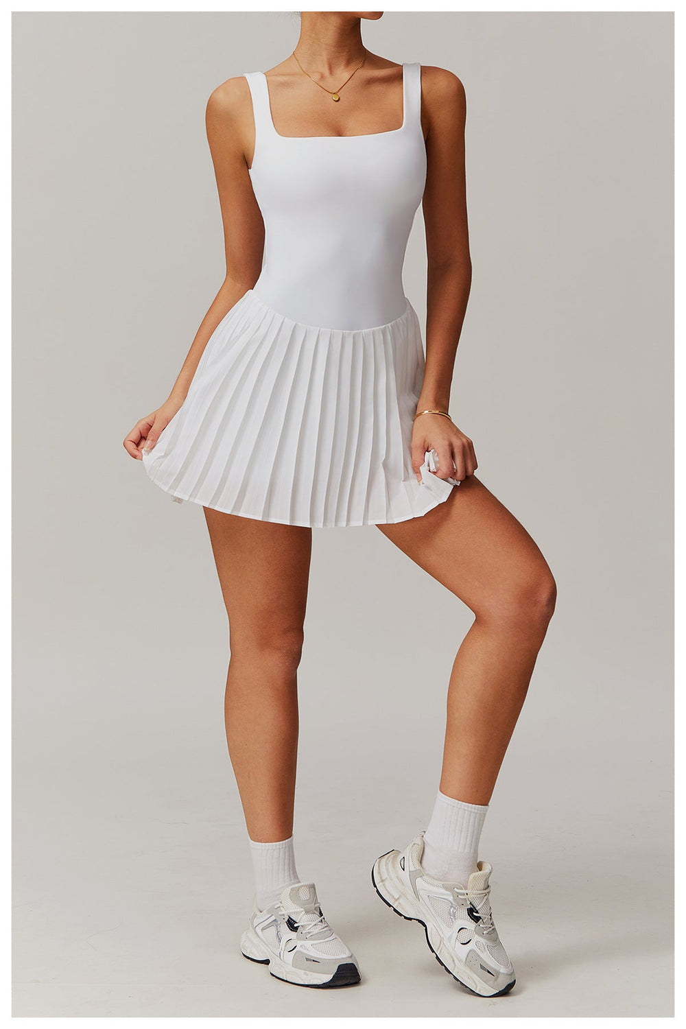 Sporty Pleated - Casual Dress CASA LARO