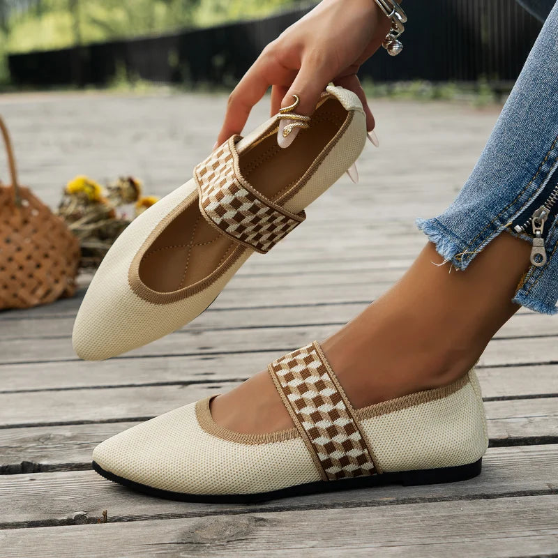 Verona Elegant Pointed Toe - Flats CASA LARO