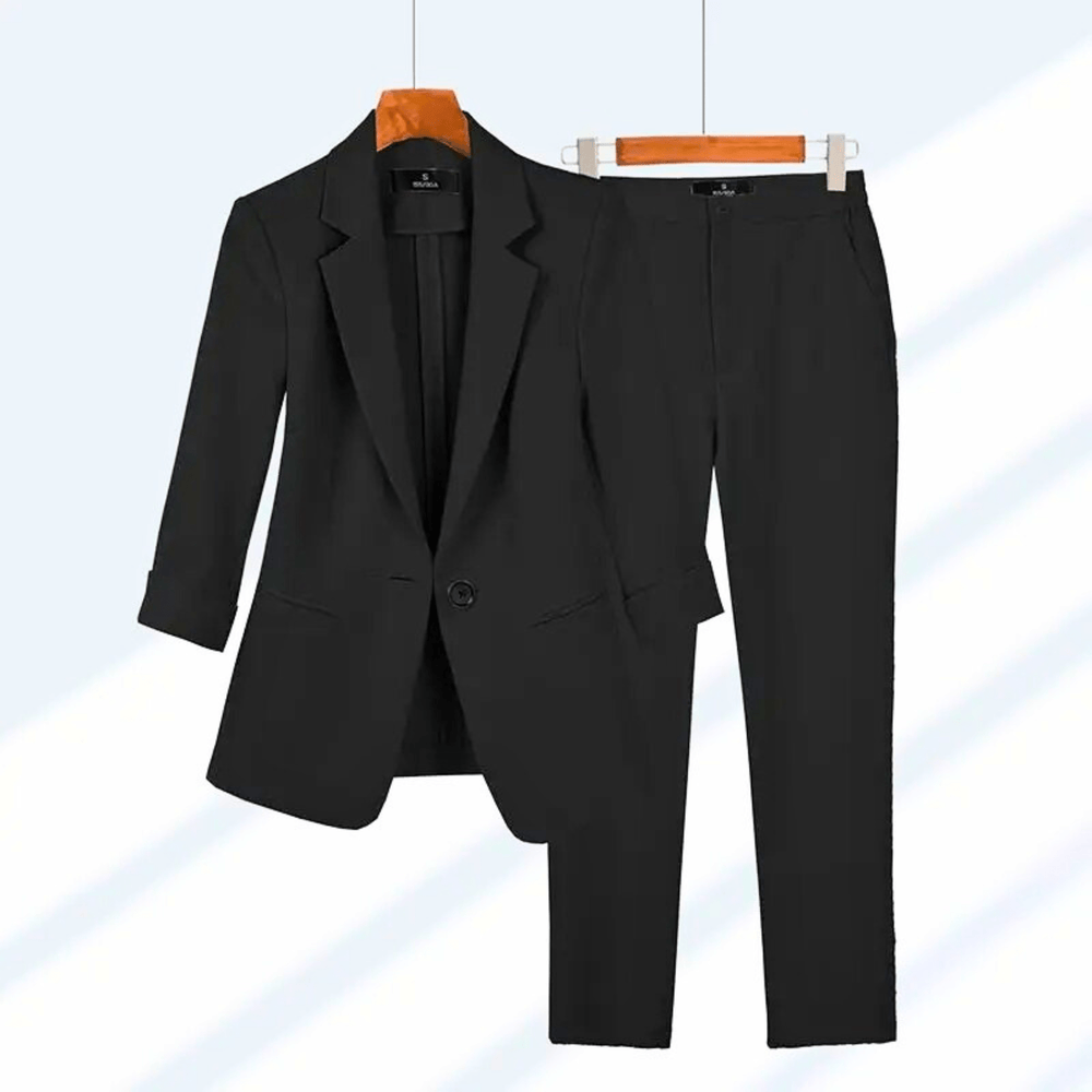 Vienna-Inspired Tailored - Suit CASA LARO
