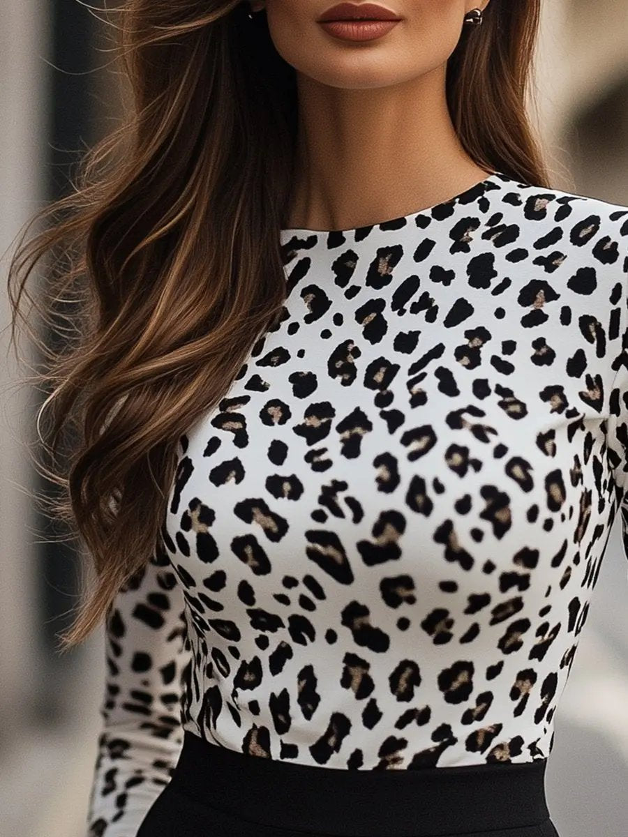 White Leopard Print High-Neck Stretch Tee - T-Shirt CASA LARO