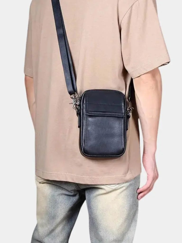 Essential Small Leather Shoulder Bag - Casa  Laro CASA LARO
