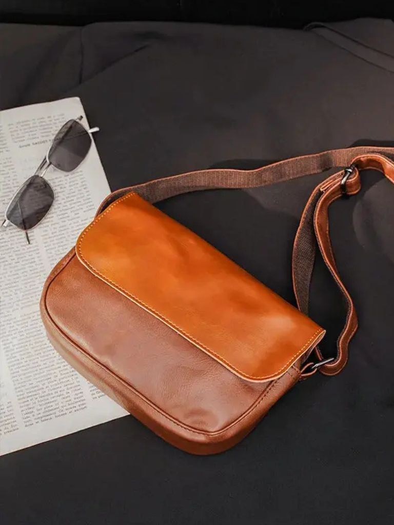 Milan Essential Leather Shoulder Bag - Casa  Laro CASA LARO